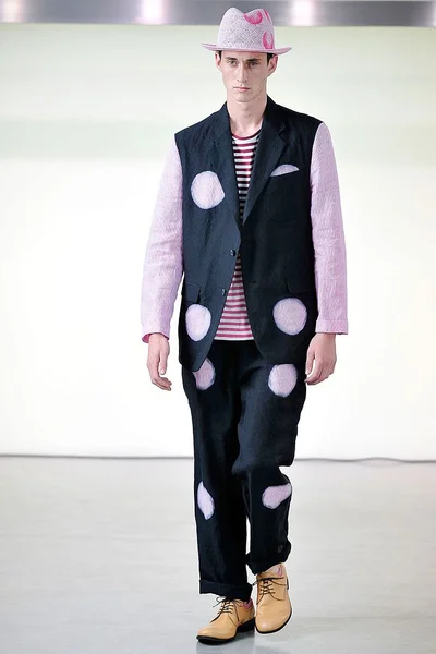Look 29